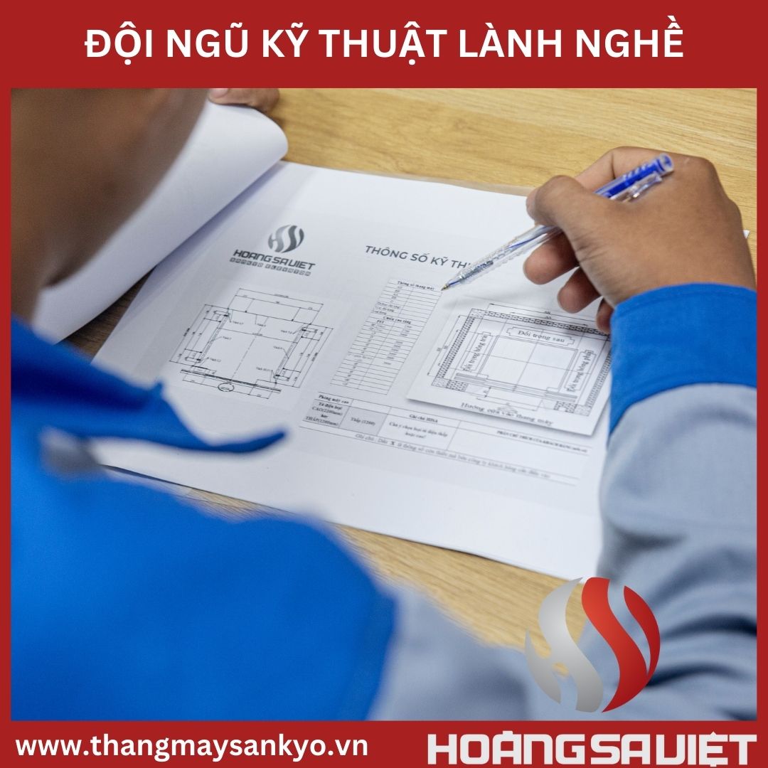 Elevator installation team of Hoang Sa Viet Sankyo company
