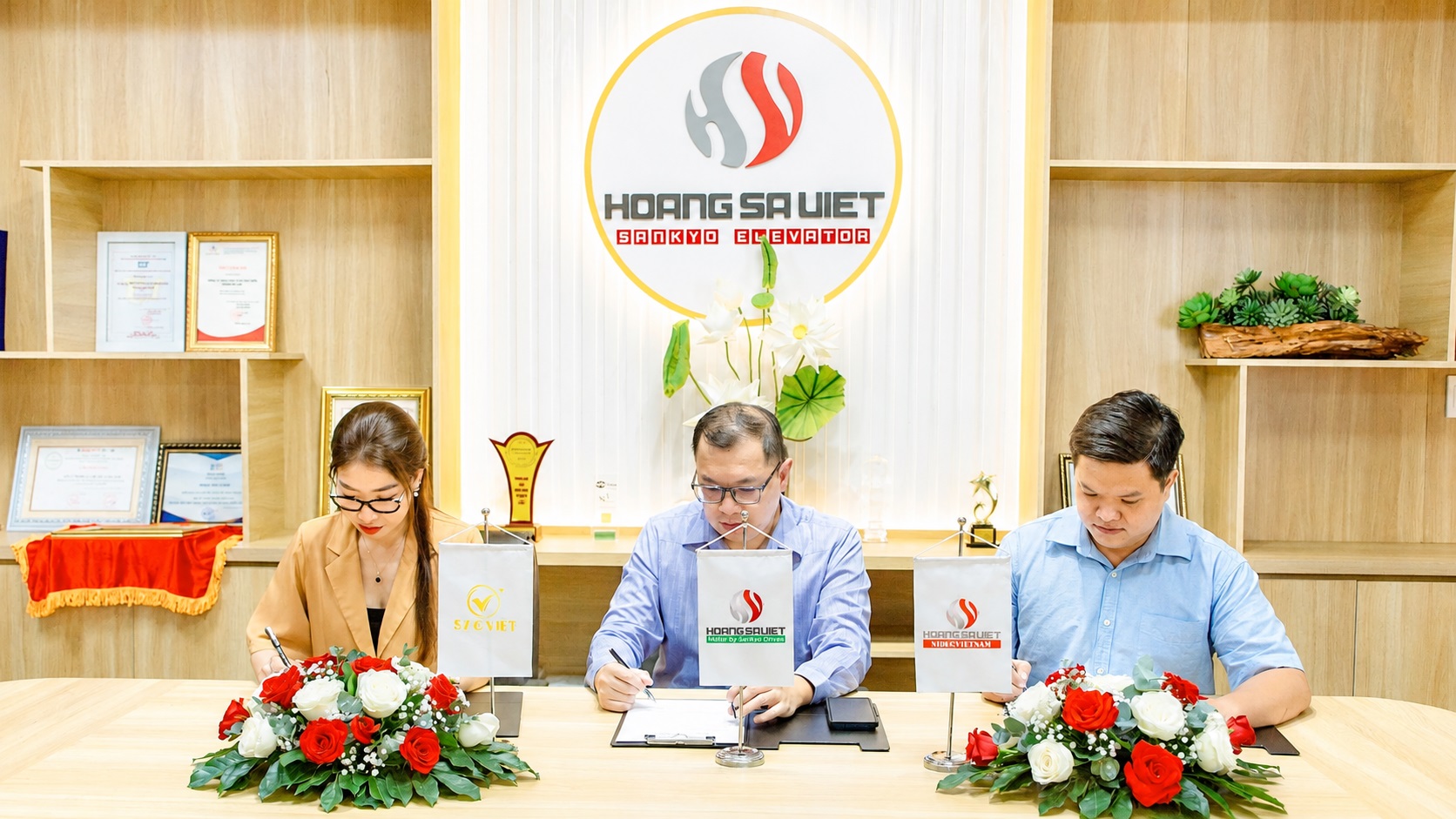 ký kết hợp tác liên doanh thang máy nidecvietnam