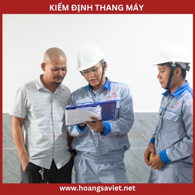 Hình ảnh minh họa kiểm tra thông tin thang máy Hình ảnh minh họa kiểm tra thông tin thang máy