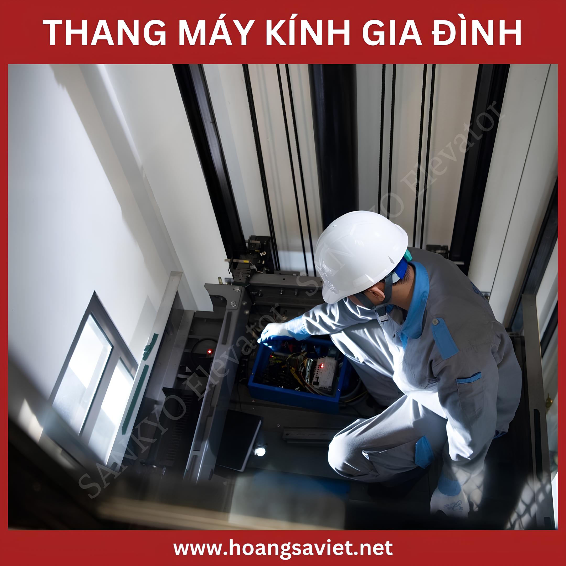 Tiến hành kiểm tra, thi công thang máy kính gia đình Tiến hành kiểm tra, thi công thang máy kính gia đình
