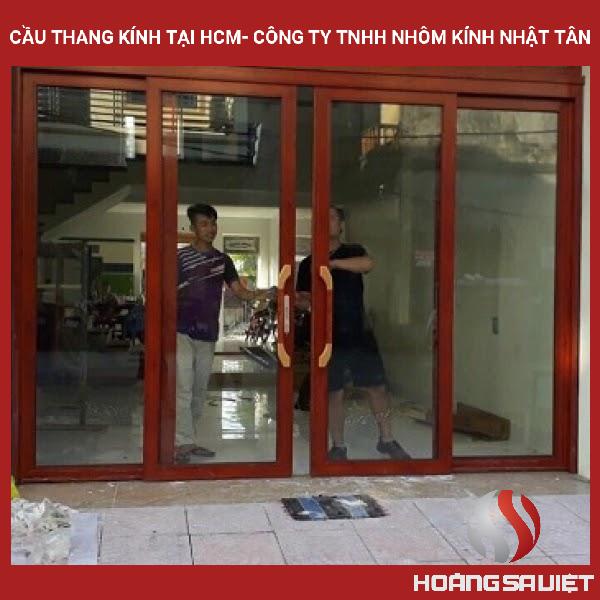 CẦU THANG KÍNH TẠI HCM- Công Ty TNHH Nhôm Kính Nhật Tân CẦU THANG KÍNH TẠI HCM- Công Ty TNHH Nhôm Kính Nhật Tân