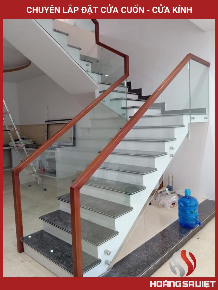 Chuyên Lắp đặt Cửa Cuốn - Cửa Kính Chuyên Lắp đặt Cửa Cuốn - Cửa Kính