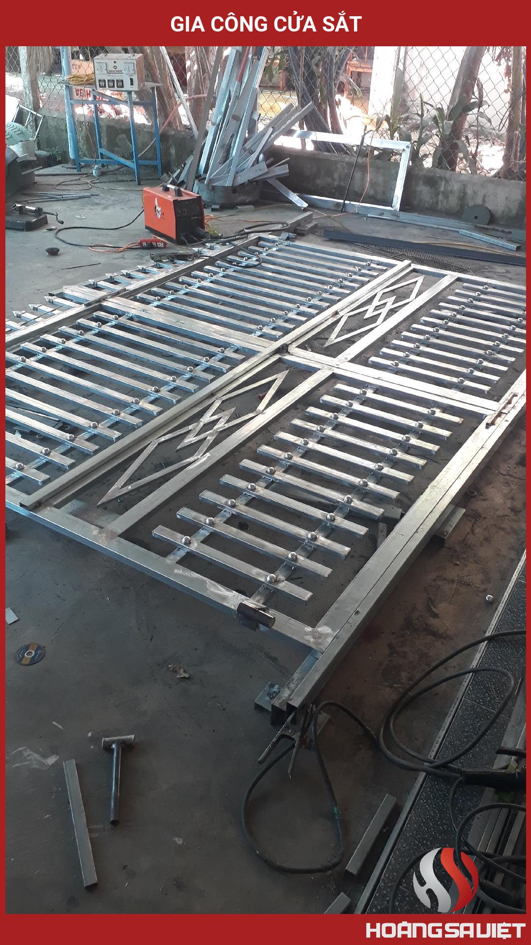 Gia Công Cửa Sắt Gia Công Cửa Sắt